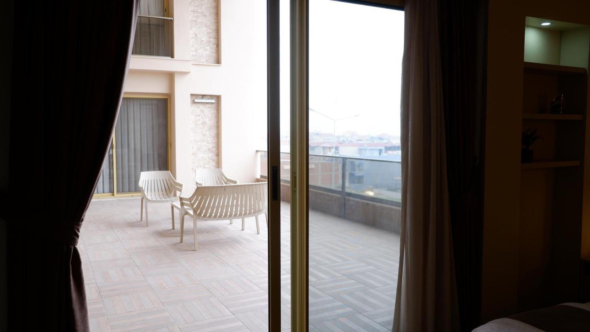 Hotel La Bella Alasehir Extérieur photo